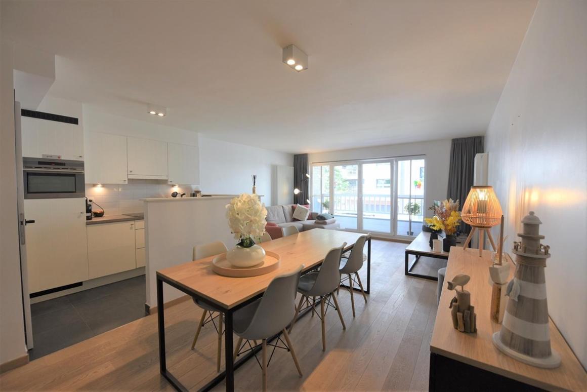 Appartement Spacieux A Knokke Екстер'єр фото